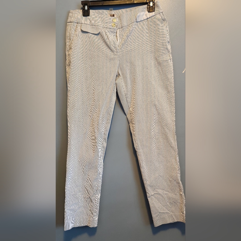 Anne Klein seersucker cropped pants Size 4